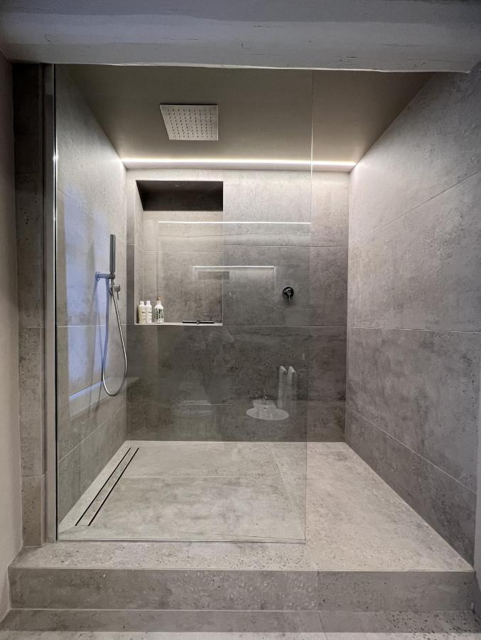 شقة Luxury Langhe Loft لا مورّا المظهر الخارجي الصورة