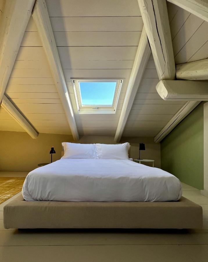 شقة Luxury Langhe Loft لا مورّا المظهر الخارجي الصورة