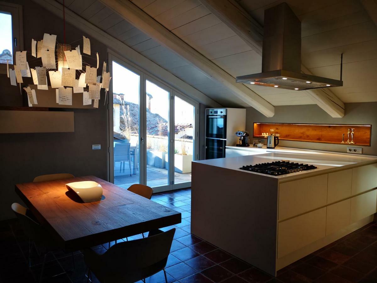 شقة Luxury Langhe Loft لا مورّا المظهر الخارجي الصورة